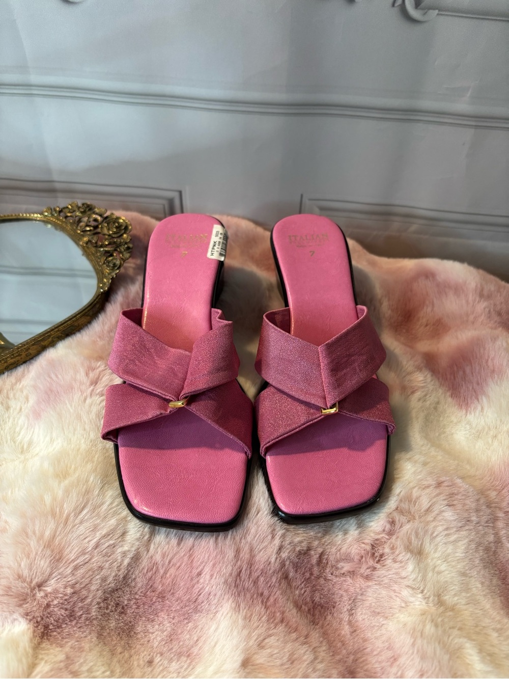 NWT Italian Shoemakers Pink Wedge Slide Sandals Size 7 Made in Italy